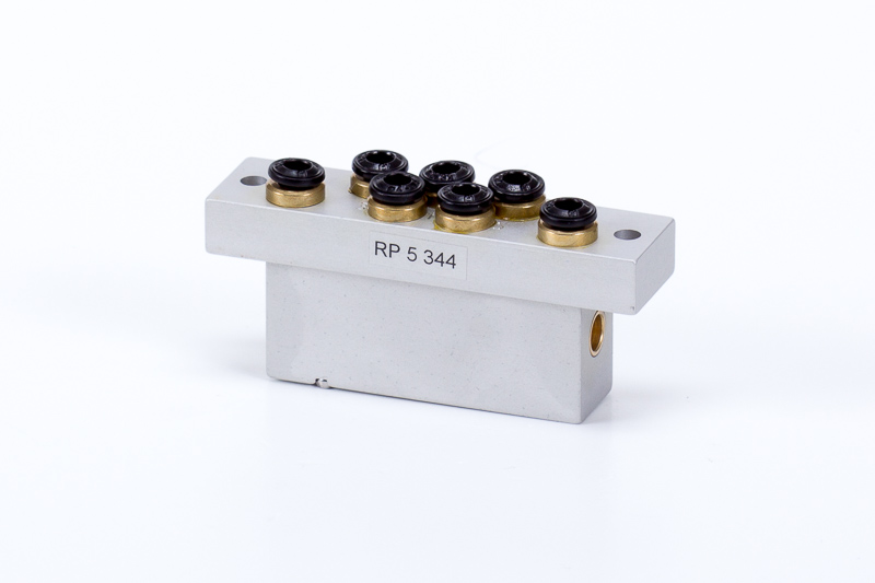 P 520 304
